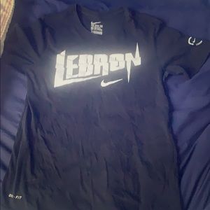 Lebron tshirt